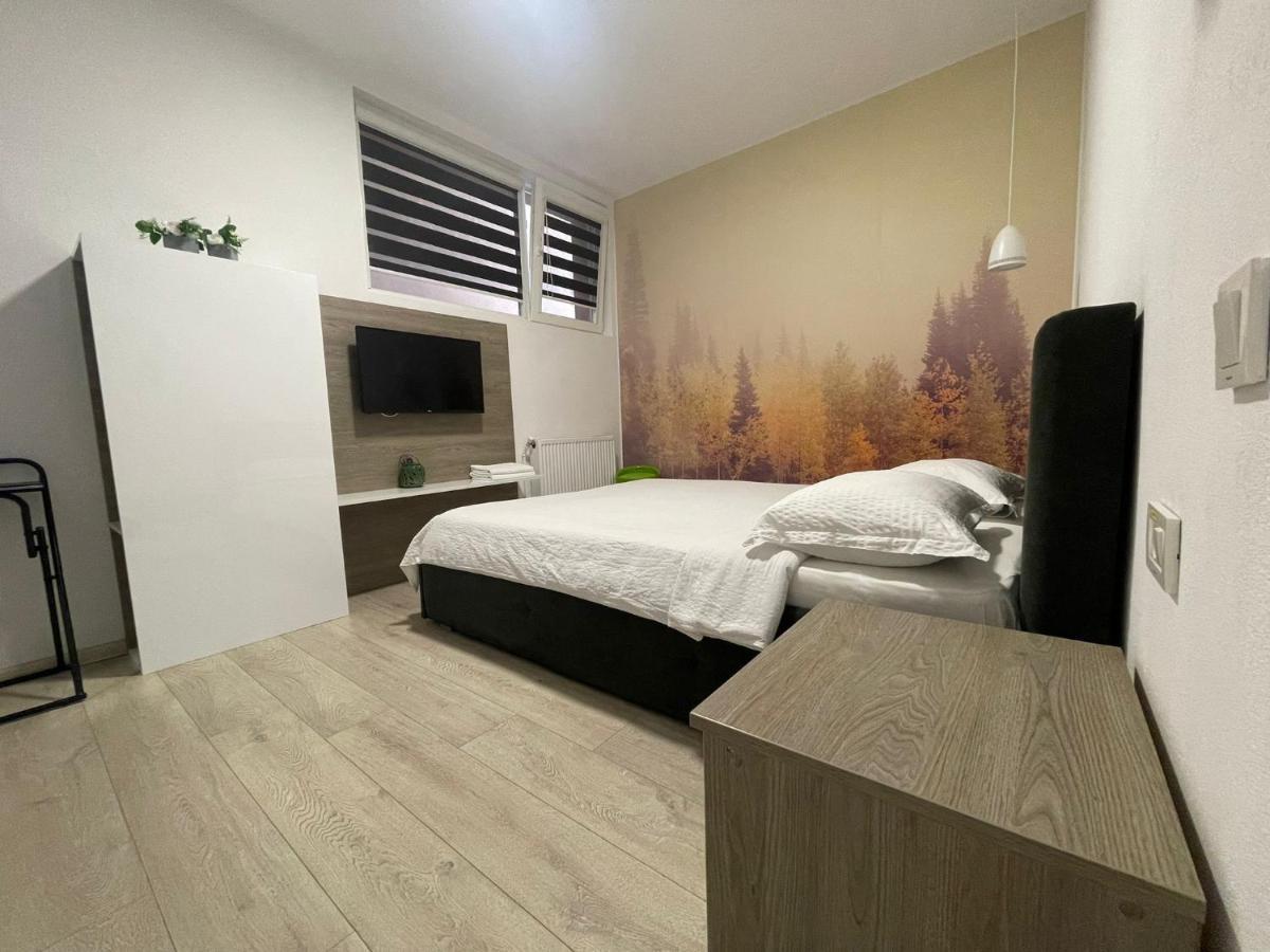 Pensiunea Prestige House Curtea de Argeş Eksteriør bilde