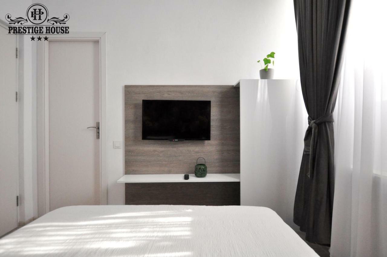 Pensiunea Prestige House Curtea de Argeş Eksteriør bilde